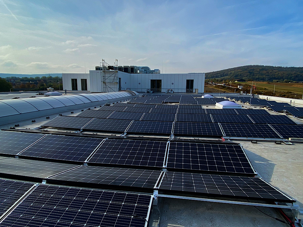 Solkraft - Ihr Photovoltaik Spezialist für Gewerbeobjekte