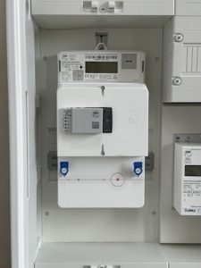 SpotmyEnergy-Smart-Meter-Dreipunkt-installiert SpotmyEnergy Smart Meter Kooperation Solkraft